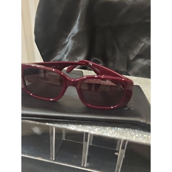 Quay Australia Karma Sunglasses- Pinot/Brown Exclusive Colourway main image 10